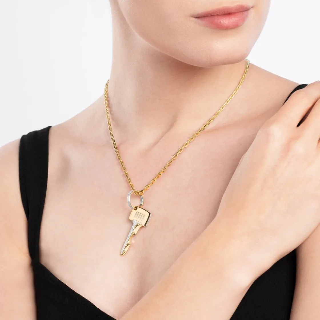 pont_des_arts_key_pendant_4-1.webp New MJ Jones Pont Des Arts Key Pendant XL