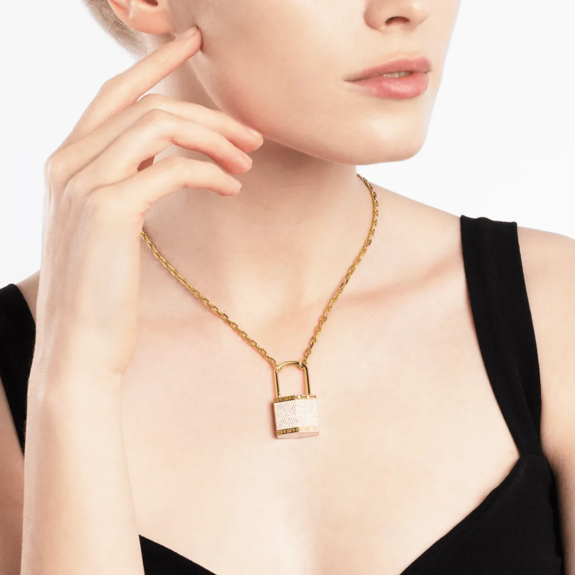 pont_des_arts_padlock_pen_4-1.webp Online MJ Jones Pont Des Arts Padlock Pendant